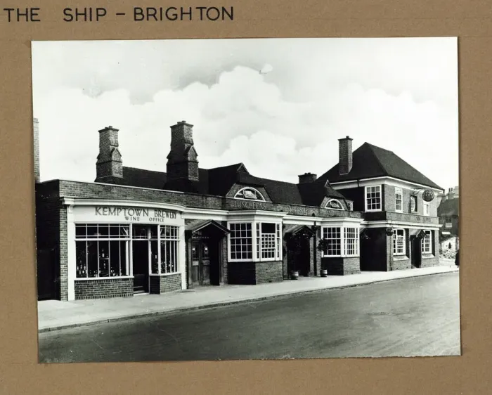 Framed Print : Photograph of Ship PH, Brighton, Sussex Framed Print : Photograph of Ship PH, Brighton, Sussex