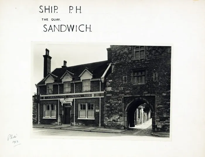 Framed Print : Photograph of Ship PH, Sandwich, Kent Framed Print : Photograph of Ship PH, Sandwich, Kent