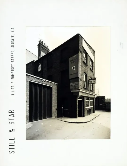 Framed Print : Photograph of Still & Star PH, Aldgate, London Framed Print : Photograph of Still & Star PH, Aldgate, London