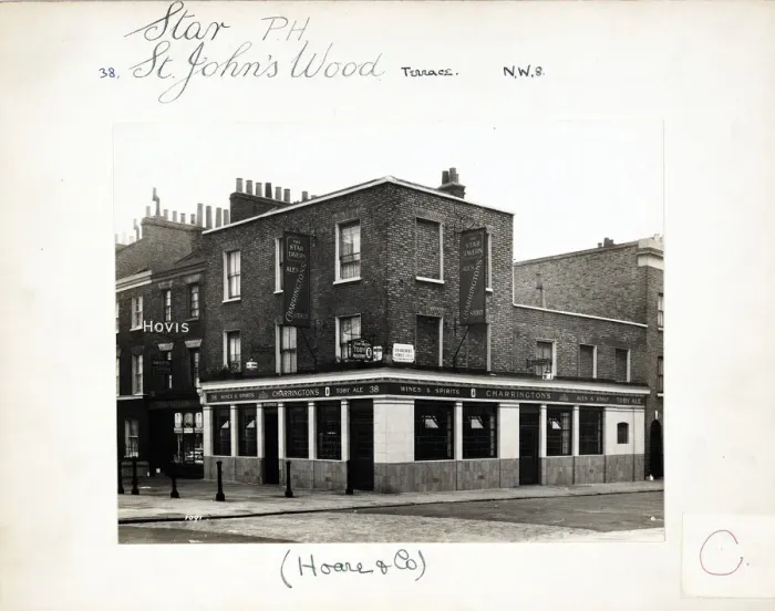 Framed Print : Photograph of Star PH, St Johns Wood, London Framed Print : Photograph of Star PH, St Johns Wood, London