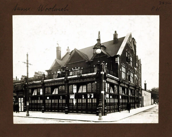 Photograph of Sussex Arms, Woolwich, London
