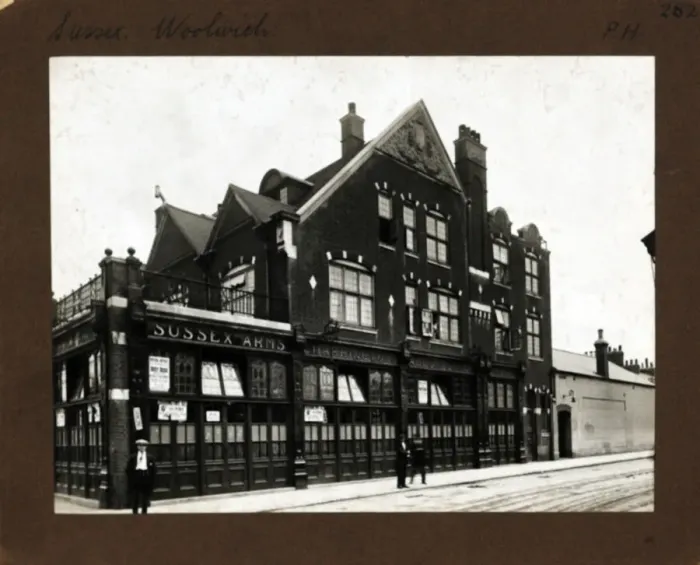Framed Print : Photograph of Sussex Arms, Woolwich, London