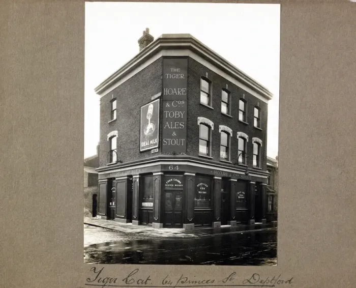 Framed Print : Photograph of Tiger PH, Deptford, London Framed Print : Photograph of Tiger PH, Deptford, London