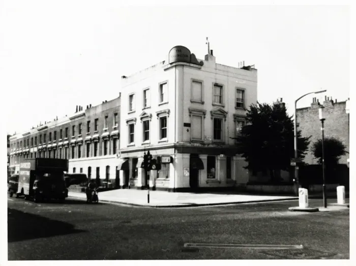 Framed Print : Photograph of Tollington PH, Holloway, London Framed Print : Photograph of Tollington PH, Holloway, London