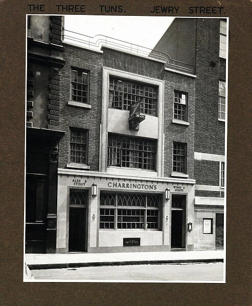 Photograph of Three Tuns PH, Aldgate, London