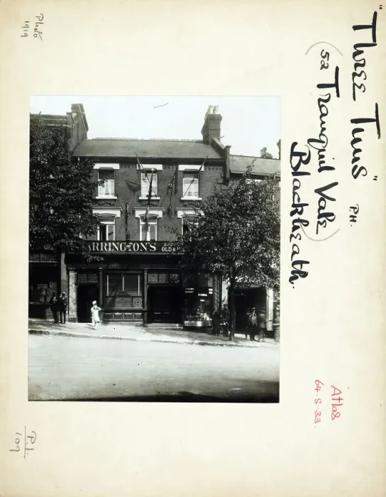 Framed Print : Photograph of Three Tuns PH, Blackheath, London Framed Print : Photograph of Three Tuns PH, Blackheath, London