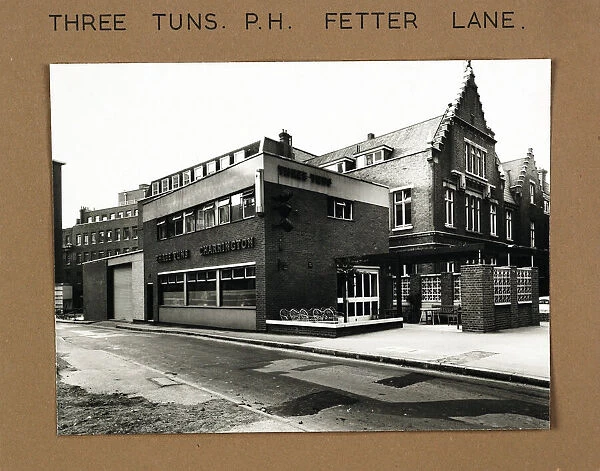 Photograph of Three Tuns PH, Fetter Lane, London