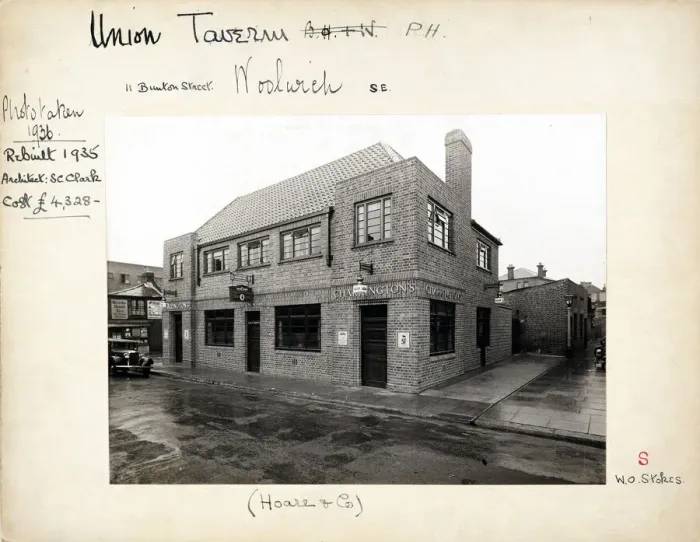 Framed Print : Photograph of Union Tavern, Woolwich (New), London Framed Print : Photograph of Union Tavern, Woolwich (New), London