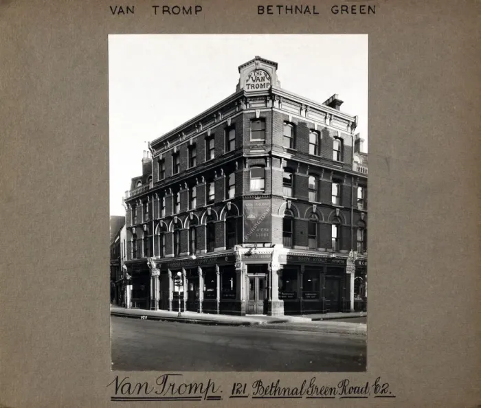 Framed Print : Photograph of Van Tromp PH, Bethnal Green, London Framed Print : Photograph of Van Tromp PH, Bethnal Green, London