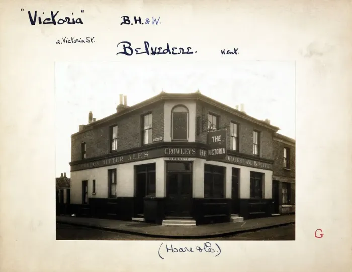 Framed Print : Photograph of Victoria PH, Belvedere, Greater London Framed Print : Photograph of Victoria PH, Belvedere, Greater London