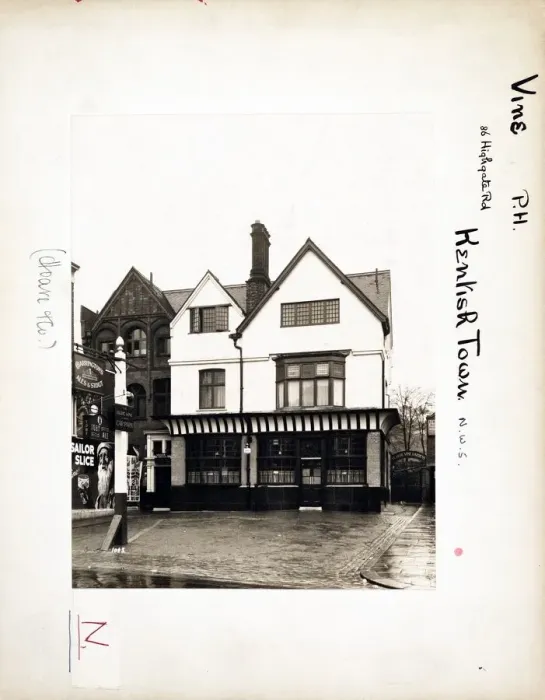 Framed Print : Photograph of Vine PH, Kentish Town, London Framed Print : Photograph of Vine PH, Kentish Town, London