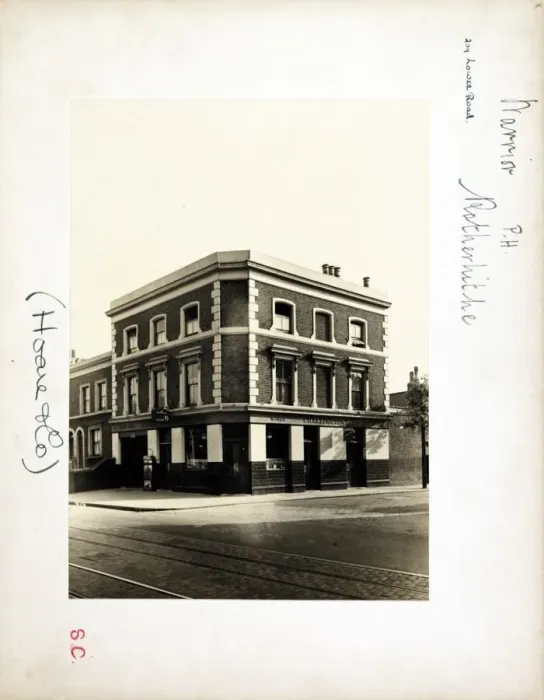 Framed Print : Photograph of Warrior PH, Rotherhithe, London Framed Print : Photograph of Warrior PH, Rotherhithe, London