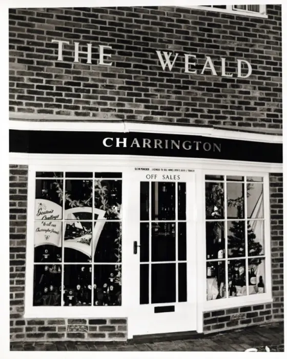 Framed Print : Photograph of Weald PH, Burgess Hill, Sussex Framed Print : Photograph of Weald PH, Burgess Hill, Sussex