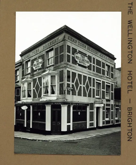 Framed Print : Photograph of Wellington Hotel, Brighton, Sussex Framed Print : Photograph of Wellington Hotel, Brighton, Sussex