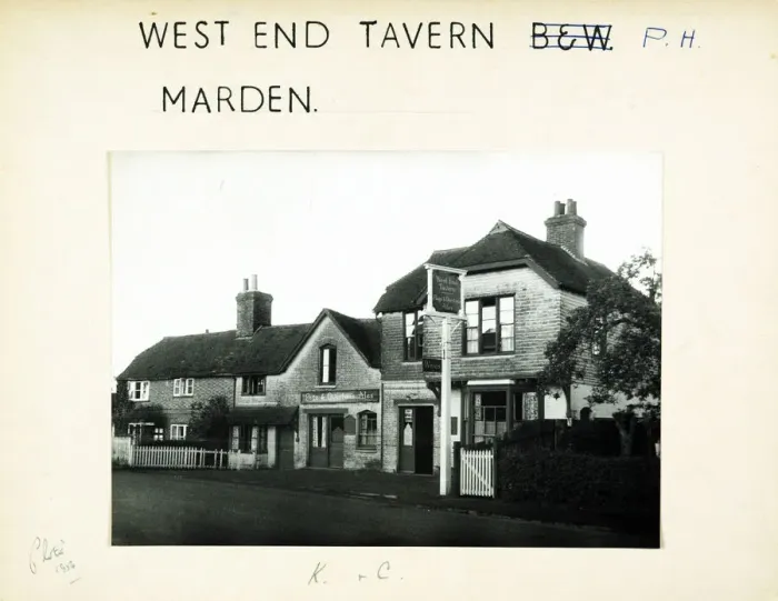 Framed Print : Photograph of West End Tavern, Marden, Kent Framed Print : Photograph of West End Tavern, Marden, Kent