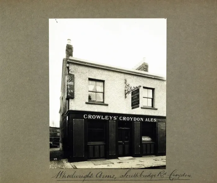 Framed Print : Photograph of Wheelwrights Arms, Croydon, Surrey Framed Print : Photograph of Wheelwrights Arms, Croydon, Surrey