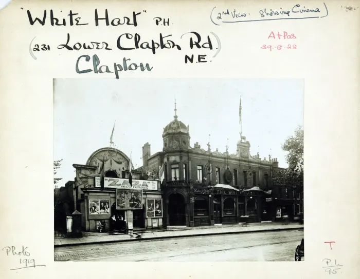 Framed Print : Photograph of White Hart Hotel, Clapton, London Framed Print : Photograph of White Hart Hotel, Clapton, London