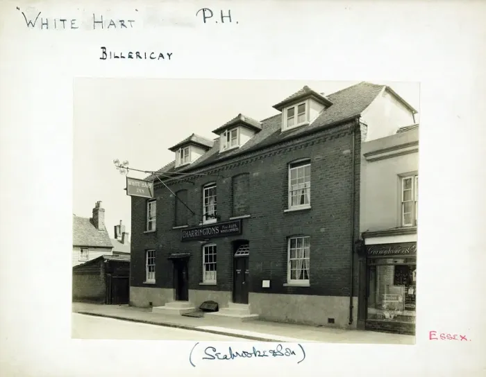 Framed Print : Photograph of White Hart Inn, Billericay, Essex Framed Print : Photograph of White Hart Inn, Billericay, Essex