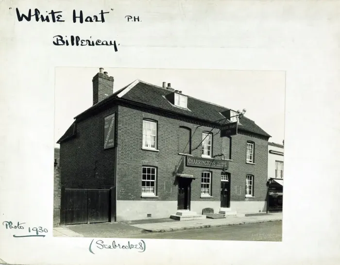 Framed Print : Photograph of White Hart Inn, Billericay, Essex Framed Print : Photograph of White Hart Inn, Billericay, Essex