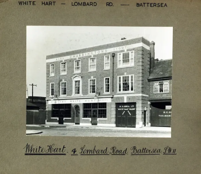 Framed Print : Photograph of White Hart PH, Battersea, London