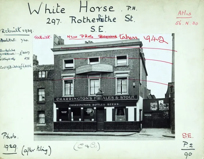 Framed Print : Photograph of White Horse PH, Rotherhithe (Old), London Framed Print : Photograph of White Horse PH, Rotherhithe (Old), London
