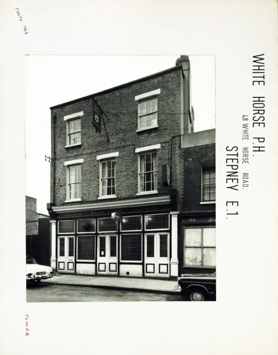 Framed Print : Photograph of White Horse PH, Stepney, London Framed Print : Photograph of White Horse PH, Stepney, London