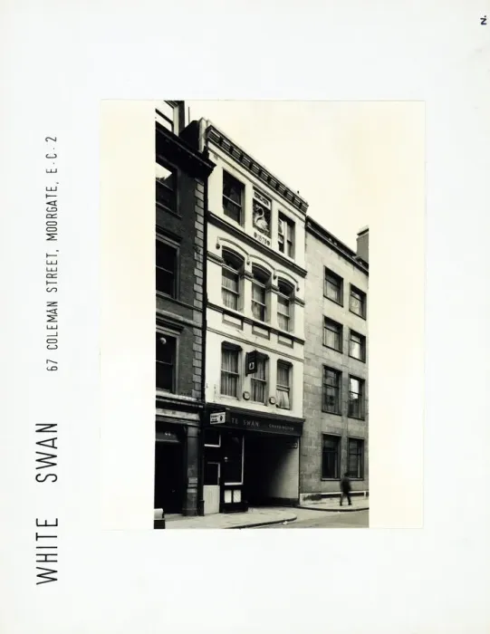 Framed Print : Photograph of White Swan PH, Moorgate, London Framed Print : Photograph of White Swan PH, Moorgate, London
