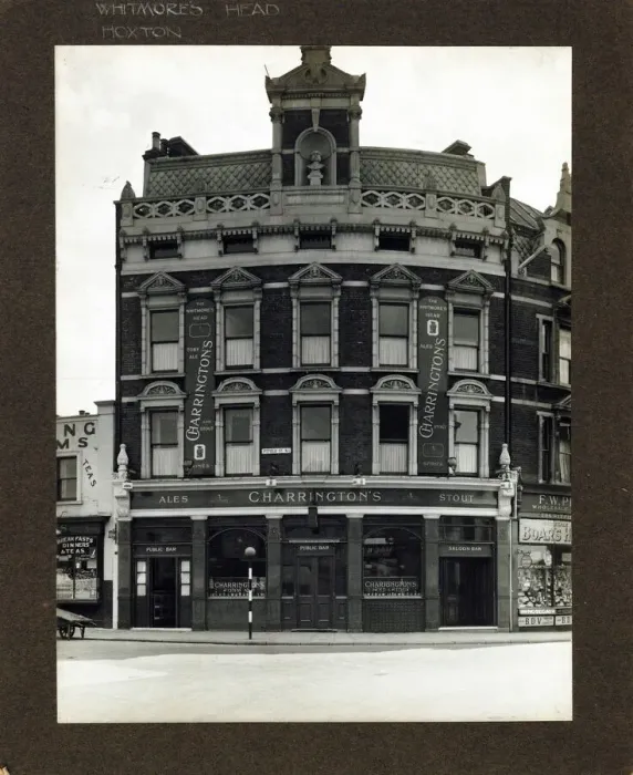 Framed Print : Photograph of Whitmores Head PH, Hoxton, London Framed Print : Photograph of Whitmores Head PH, Hoxton, London