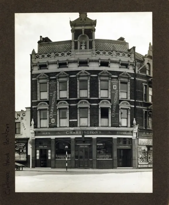 Framed Print : Photograph of Whitmores Head PH, Hoxton, London Framed Print : Photograph of Whitmores Head PH, Hoxton, London