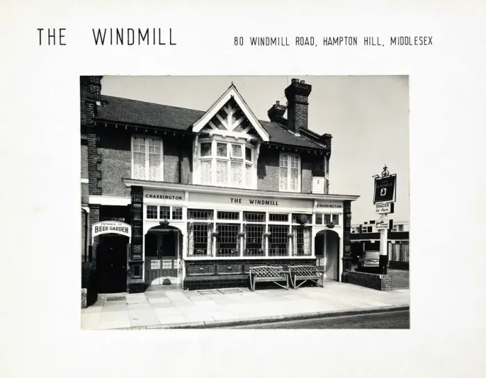 Framed Print : Photograph of Windmill PH, Hampton Hill, Greater London Framed Print : Photograph of Windmill PH, Hampton Hill, Greater London