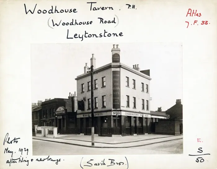 Framed Print : Photograph of Woodhouse Tavern, Leytonstone, London Framed Print : Photograph of Woodhouse Tavern, Leytonstone, London