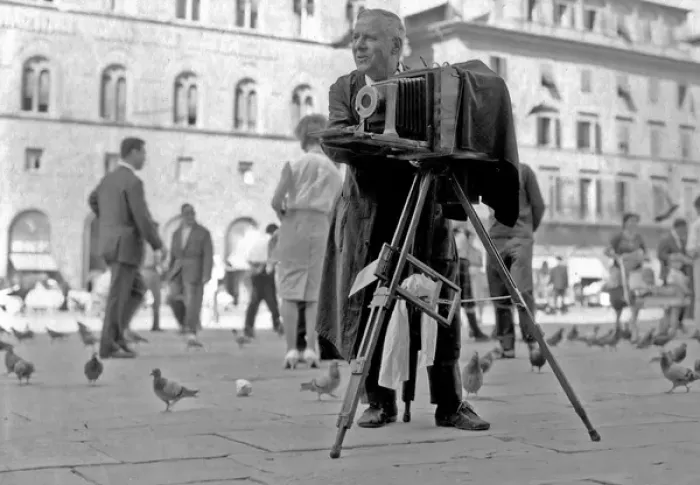 Framed Print : Photographer in Florence, Italy Framed Print : Photographer in Florence, Italy