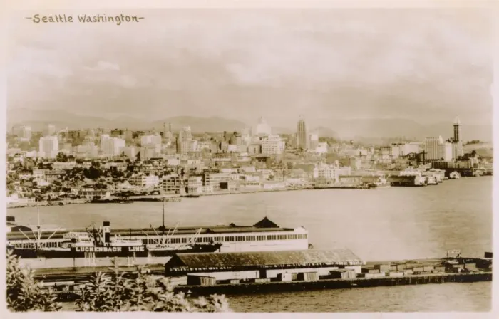 Framed Print : Photographic Panorama of Seattle, Washington, USA Framed Print : Photographic Panorama of Seattle, Washington, USA
