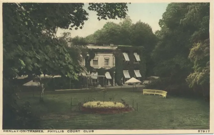 Framed Print : Phyllis Court, a so-called riverside country club at Henley Framed Print : Phyllis Court, a so-called riverside country club at Henley