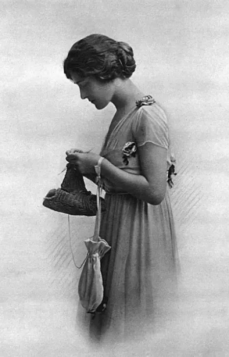 Framed Print : Phyllis Dare knitting, WW1 Framed Print : Phyllis Dare knitting, WW1