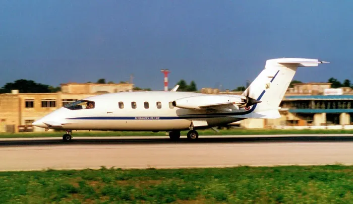 Framed Print : Piaggio P-180AM Avanti Framed Print : Piaggio P-180AM Avanti
