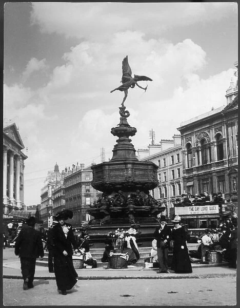Piccadilly 1902