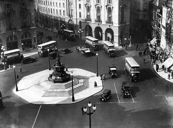 Piccadilly Circus in London, with the Shaftesbury Memorial