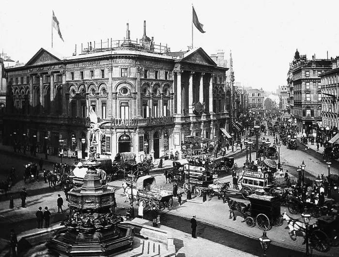 Framed Print : Piccadilly Circus London Victorian period Framed Print : Piccadilly Circus London Victorian period