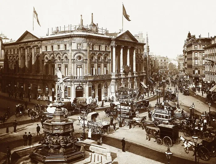 Framed Print : Piccadilly, London, Victorian period Framed Print : Piccadilly, London, Victorian period