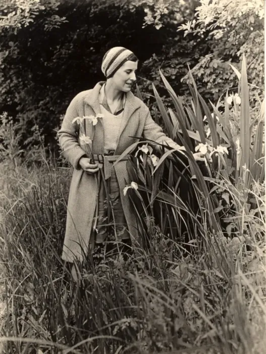 Framed Print : Picking flowers in the 1930s Framed Print : Picking flowers in the 1930s