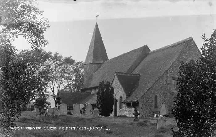 Framed Print : Piddinghoe Church Framed Print : Piddinghoe Church
