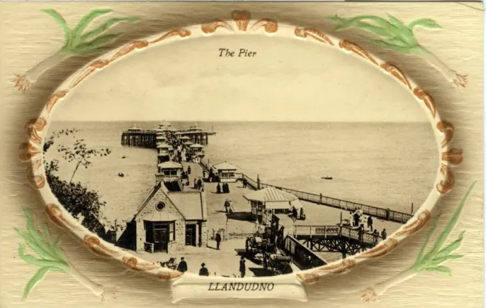 Framed Print : The Pier, Llandudno, Clwyd - Conwy Framed Print : The Pier, Llandudno, Clwyd - Conwy