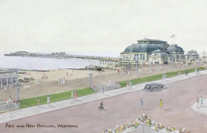 Framed Print : Pier and New Pavilion, Worthing, West Sussex Framed Print : Pier and New Pavilion, Worthing, West Sussex