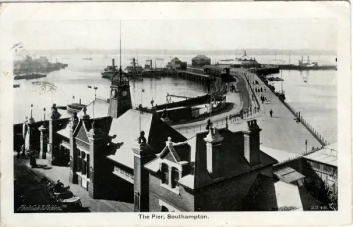 Framed Print : The Pier, Southampton, Hampshire Framed Print : The Pier, Southampton, Hampshire