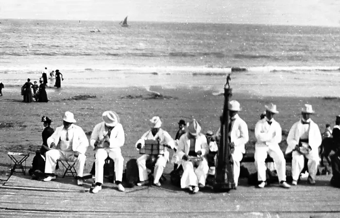 Framed Print : Pierrots on the beach, Bridlington, early 1900s Framed Print : Pierrots on the beach, Bridlington, early 1900s