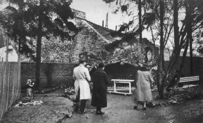 Framed Print : Pilgrims, Beauraing Framed Print : Pilgrims, Beauraing
