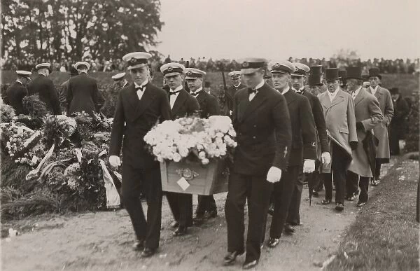 Pilot funeral