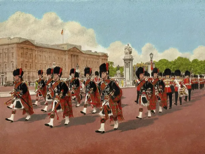 Framed Print : Pipe Band, Buckingham Palace, London Framed Print : Pipe Band, Buckingham Palace, London