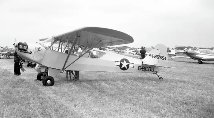 Framed Print : Piper Grasshopper G-BEDJ Framed Print : Piper Grasshopper G-BEDJ